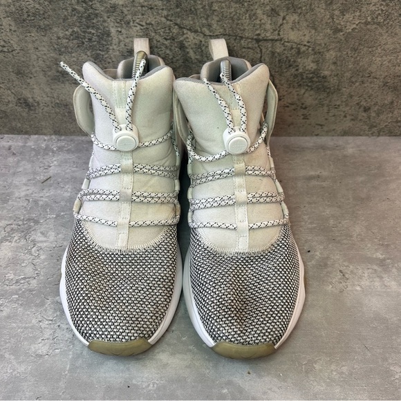 Nike Air Flight Huarache Sneakers Womens sz 8.5 - tan - Picture 2 of 7